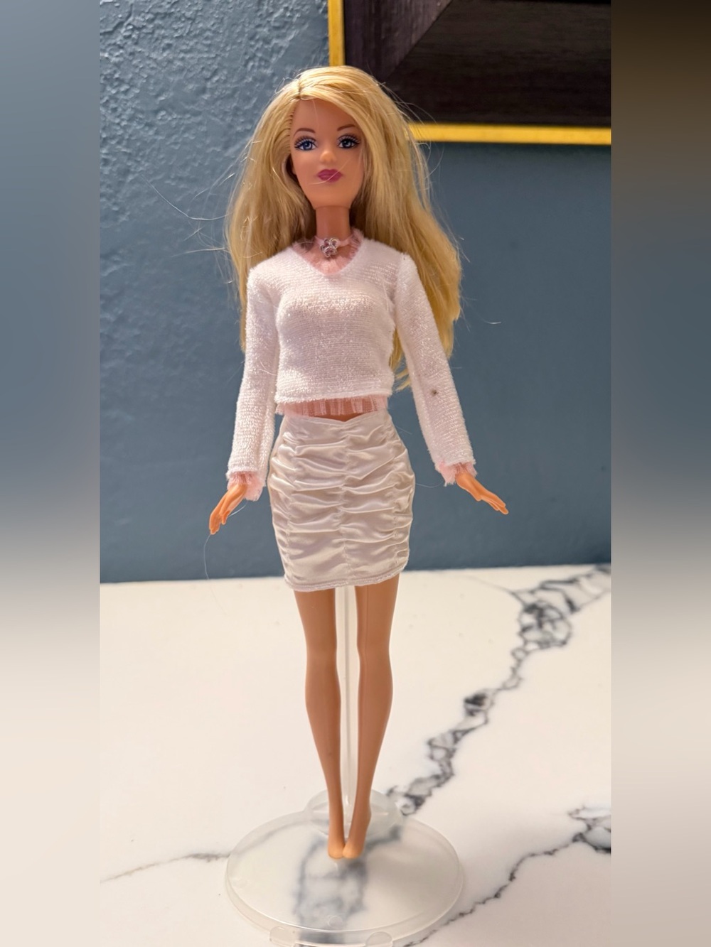 VTG 2005Mattel Barbie Fashion Fever Doll BlondeWhite Ruched Skirt Fuzzy Crop Top